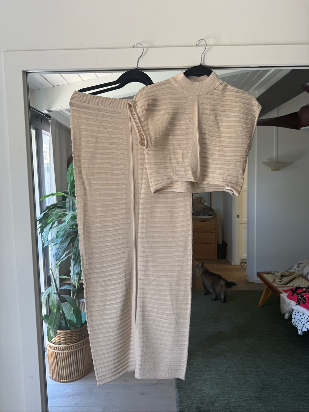 Forever 21 Beige Ribbed Maxi Skirt